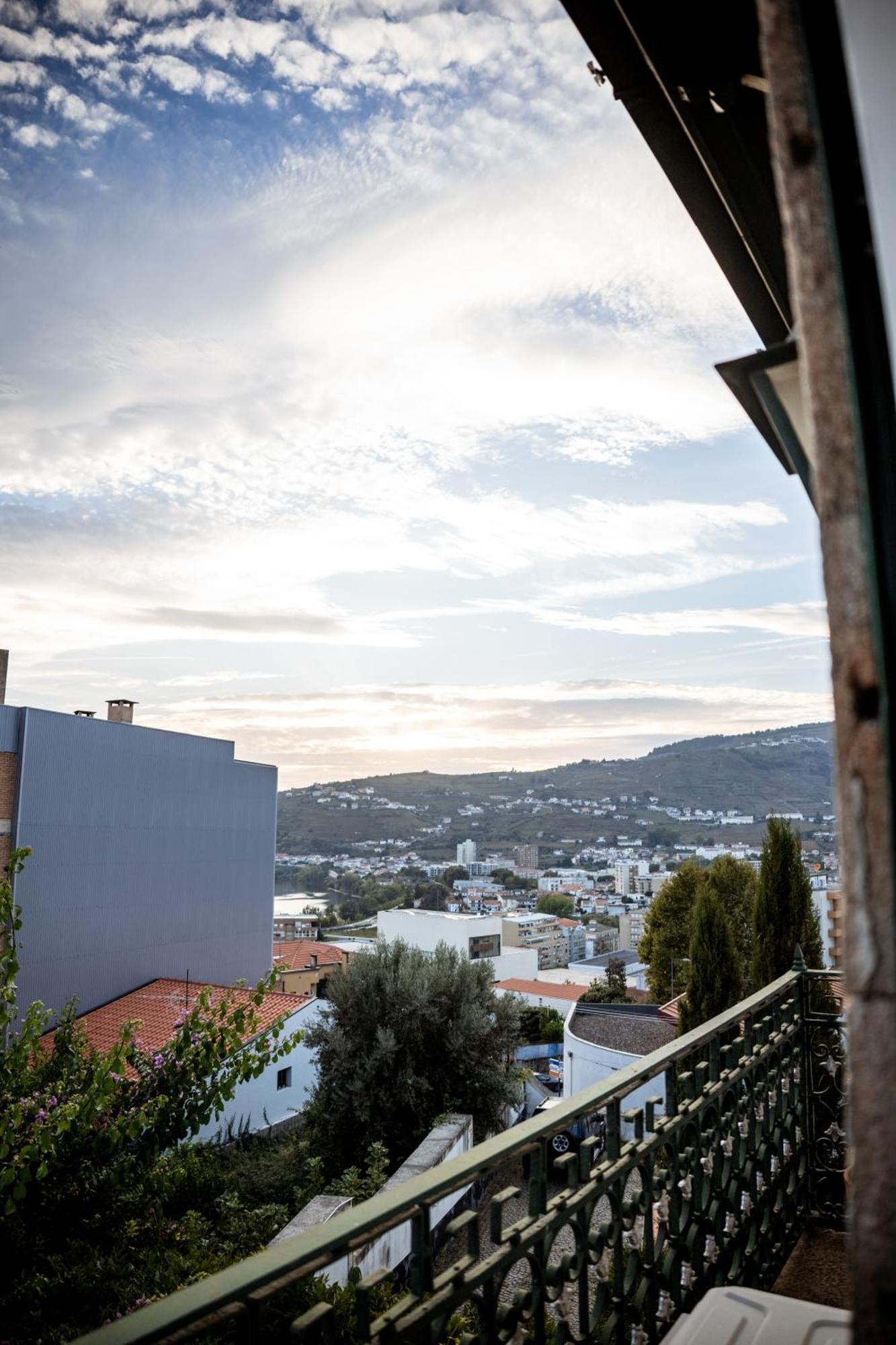 Douro D'Heart - Regua Guesthouse - Casa Completa Пезу-да-Регуа Екстер'єр фото